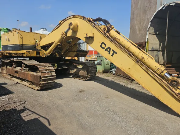 ESCAVATORE CINGOLATO CATERPILLAR mod: 235B