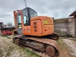 2#6884 Escavatore cingolato Hitachi ZX135US