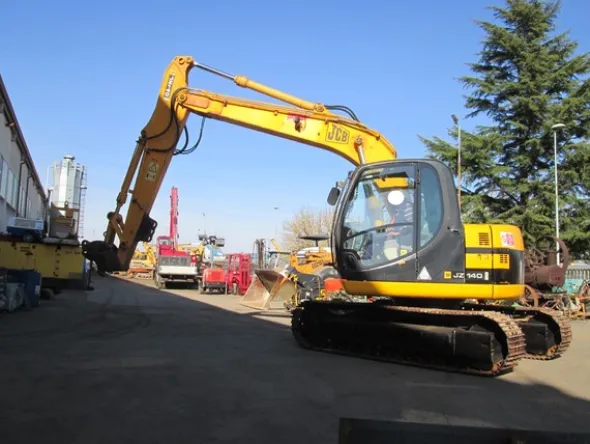 15#5085 Escavatore cingolato JCB