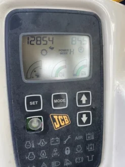 2#7113 Escavatore cingolato JCB