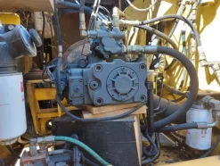 24#5562 Escavatore cingolato New Holland