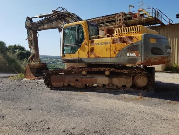 5#4479 Escavatore cingolato Volvo