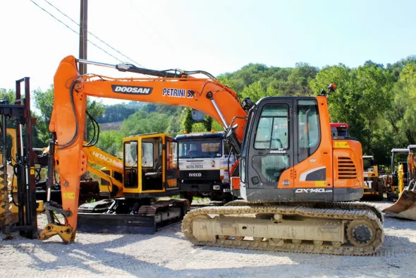 Escavatore DOOSAN DX140 LCR-5 (160 q.li)