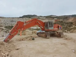 3#6014 Escavatore Fiat Hitachi 450 e Motore Isuzu