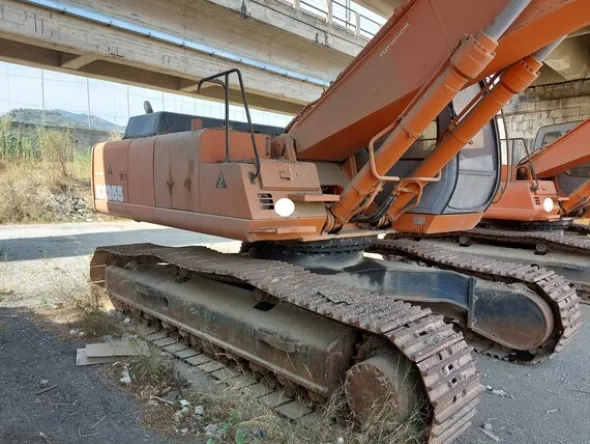 27#7850 EscavatoreFiat Hitachi EX 355