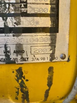 1#5845 Escavatore gommato Komatsu