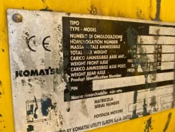 1#5845 Escavatore gommato Komatsu