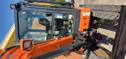 ESCAVATORE HITACHI