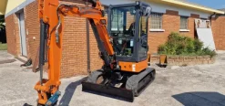 ESCAVATORE HITACHI