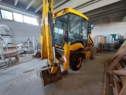 13#8924 Escavatore JCB