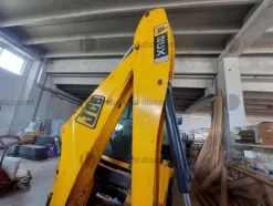 13#8924 Escavatore JCB