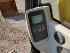 8#5845 Escavatore JCB