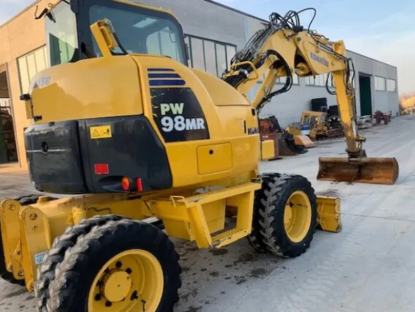 3#6189 Escavatore Komatsu