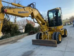 3#6189 Escavatore Komatsu