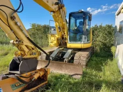 24#5479 Escavatore Komatsu PC138US con trincia