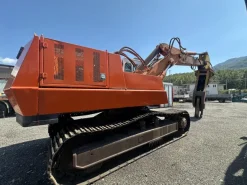 Escavatore PMI con cesoia