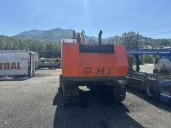 Escavatore PMI con cesoia