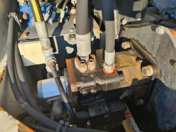 3#6428 Escavatore Terex