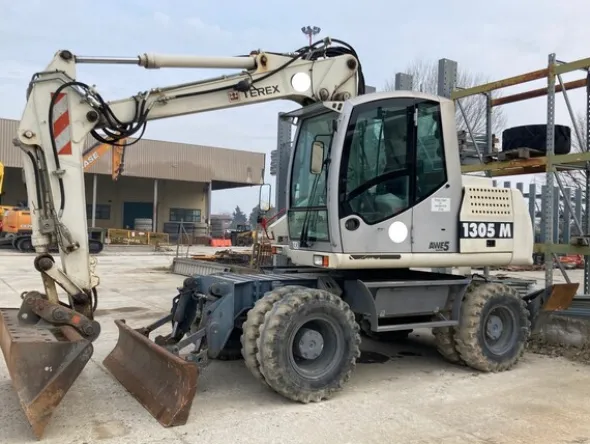 3#6332 Escavatore Terex