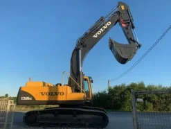 7#6189 Escavatore Volvo