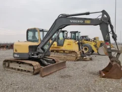 5#5845 Escavatore Volvo ECR88