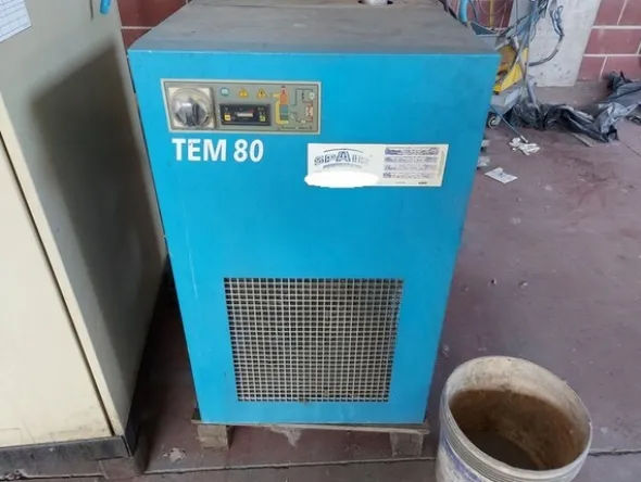 1#5576 Essiccatore TEM80 e compressore Ingersoll