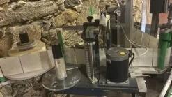 ET228 Etichettatrice usata OMB con capsulatore 1200 bph