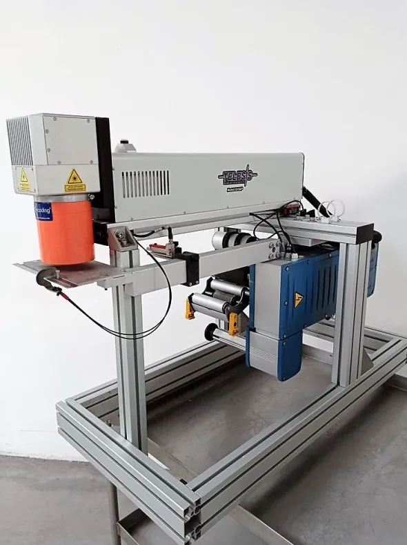ETICHETTATRICE CON STAMPANTE LASER (COD. MF-PK-ETI-132)