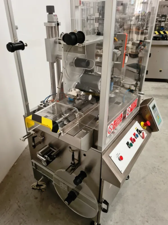 ETICHETTATRICE NERI MOD. SL 400A COD. MF-PK-ETI-97)