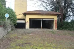 #19125 Ex edificio direzionale con ampia corte