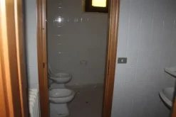 #19125 Ex edificio direzionale con ampia corte