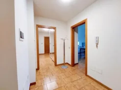 #21602 Fabbricato direzionale con residenza e servizi