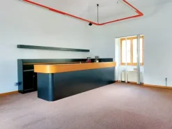 #21602 Fabbricato direzionale con residenza e servizi