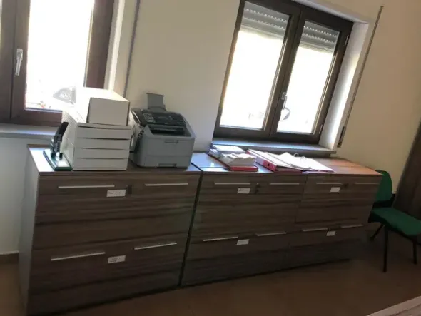 #25012 Fabbricato direzionale di tre piani
