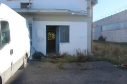 #15090 Fabbricato industriale con resede circostante