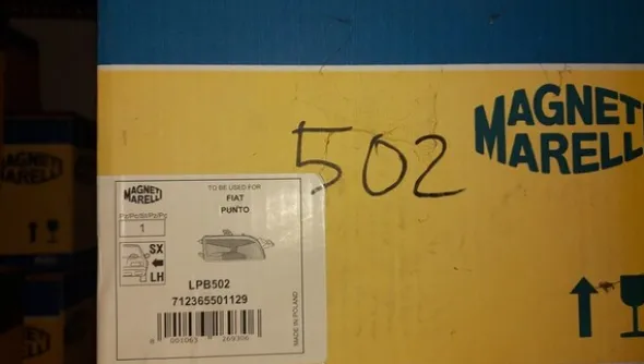 3#7471 Fanali per auto