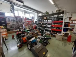 3#10111 Ferramenta, Macchine e attrezzature agricole