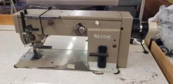 10#4206 Ferro da stiro MaxStir e macchine da cucire Necchi