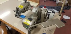 10#4206 Ferro da stiro MaxStir e macchine da cucire Necchi