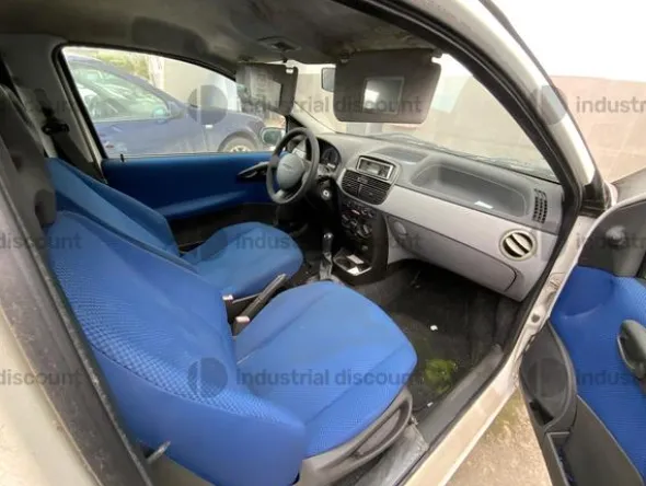 2#9768 Fiat Punto Van