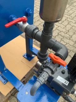 Filtropressa per filtrazione liquidi
