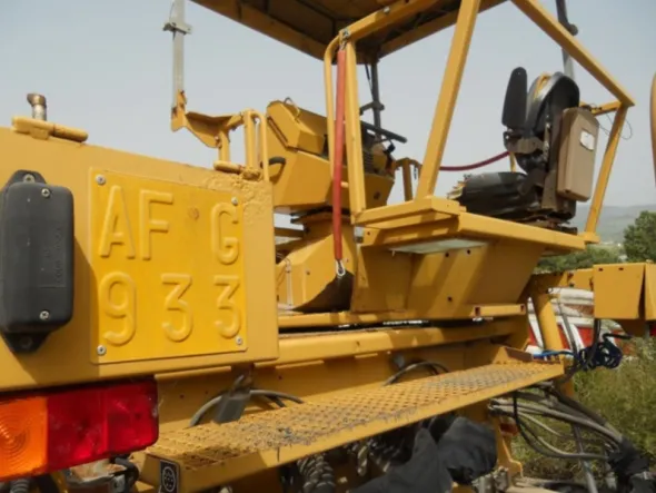 FINISHER CAT AP 600 ANNO 2007