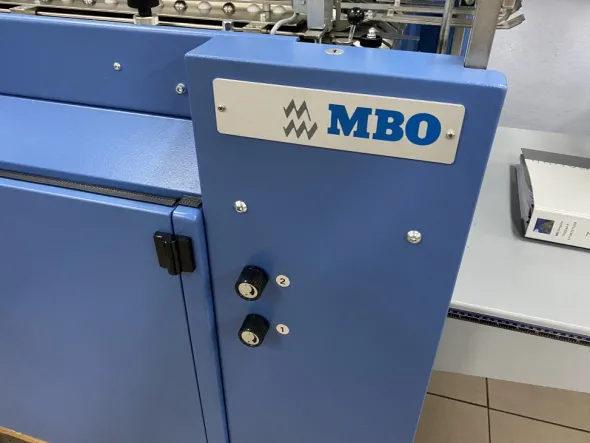 Folding machine MBO T530 / 4-F + cross + delivery