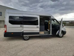 Ford Transit 18 posti