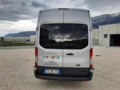 Ford Transit 18 posti