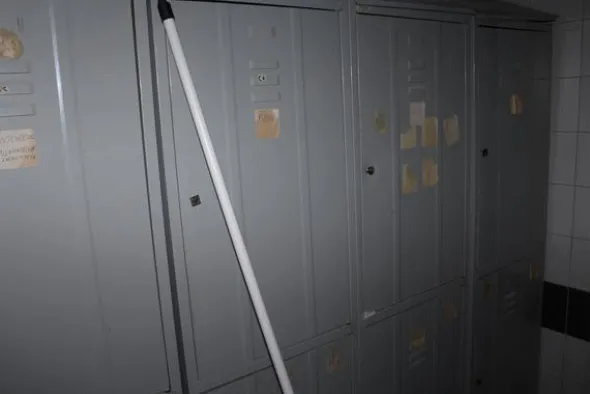 43#3961 Forno a legna in muratura con bruciatore e attrezzatura