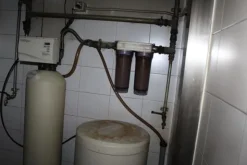 43#3961 Forno a legna in muratura con bruciatore e attrezzatura