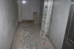 43#3961 Forno a legna in muratura con bruciatore e attrezzatura