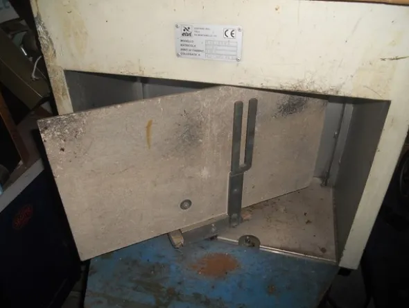 17#4962 Forno riattivatore colla Elvi ed incollatrice