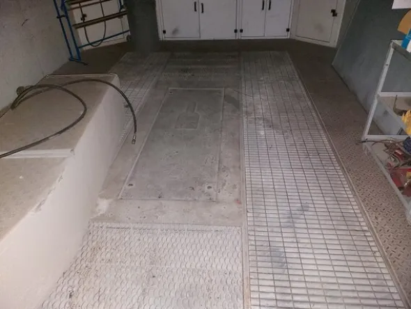 25#7842 Forno spot repair Metron